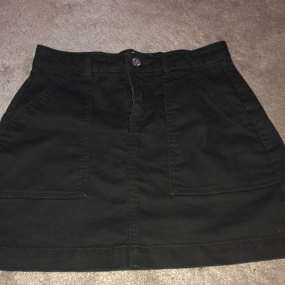 i am selling a jean skirt